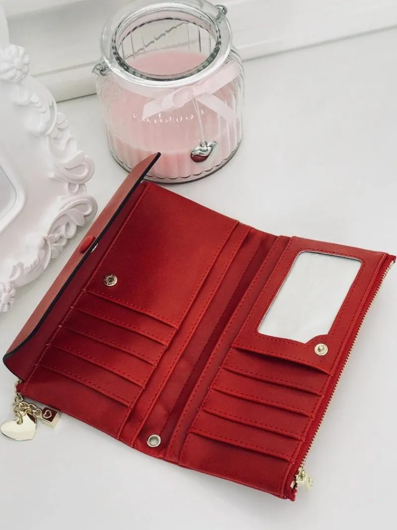 Sale Boto Duży Damski Czerwony Portfel z Brelokiem Serduszko