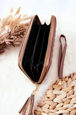 Boto Duży Portfel Pikowany Na Suwak Z Paseczkiem Cappucino