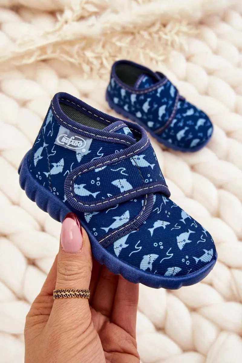 Hot Dziecięce Buty Papcie Rekiny 465P089 Granatowe Dzieci Chłopięce