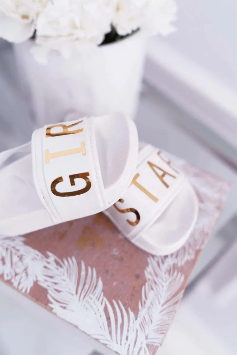 Discount Dziecięce Klapki Dziewczęce Złoty Napis Girl Star Białe Bambi Dzieci Dziewczęce