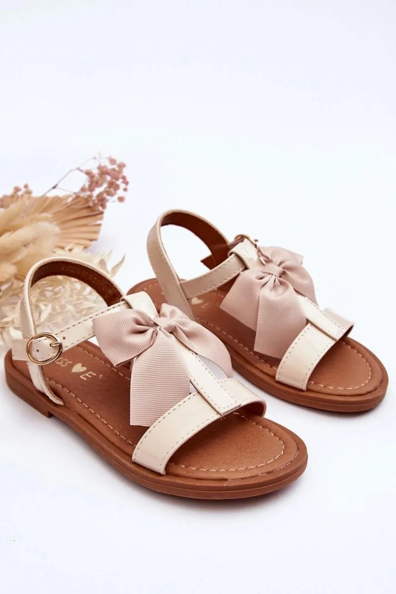Sale Dziecięce Lakierowane Sandałki Z Kokardą Beżowe Netina Dzieci Dziewczęce