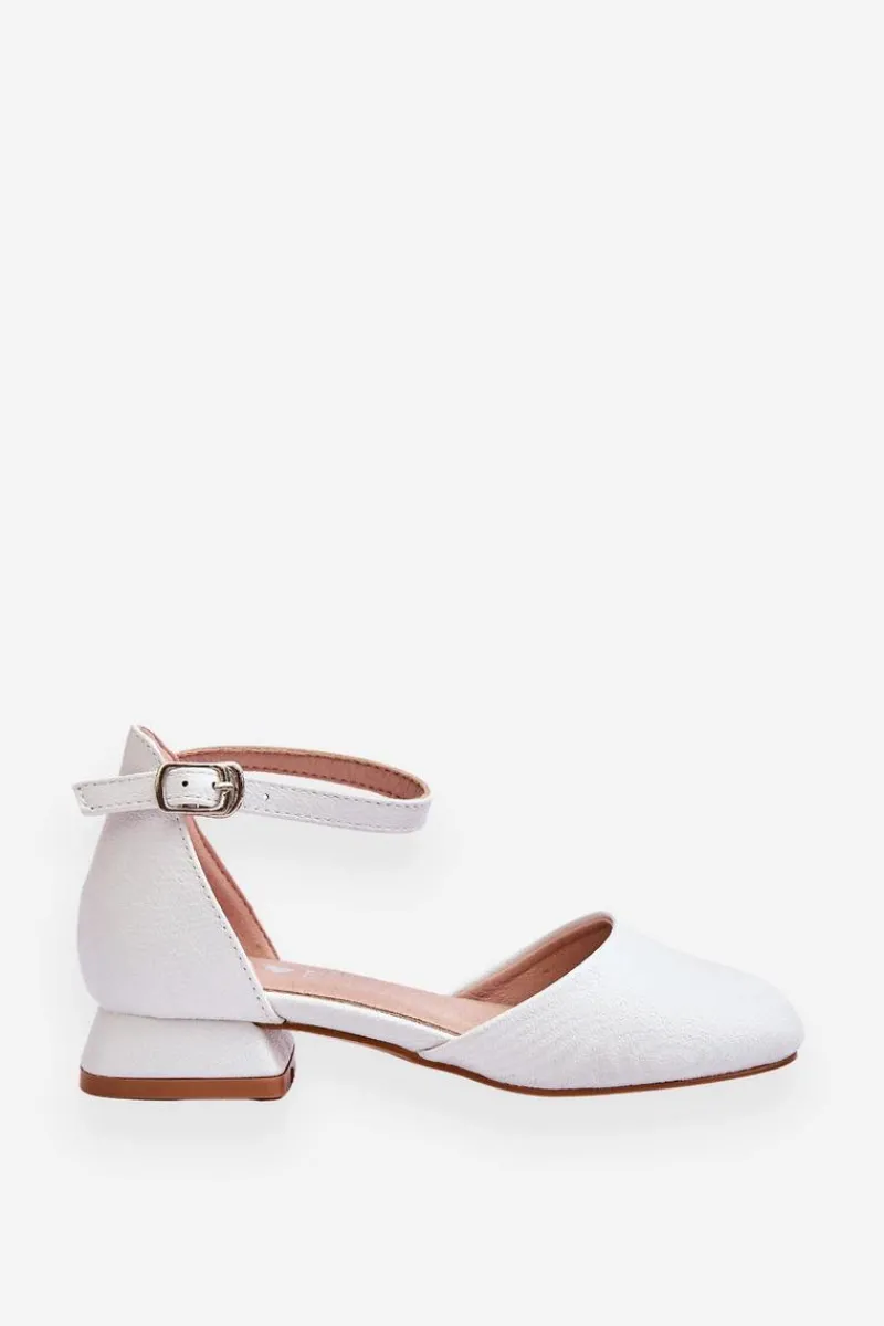 New Dziecięce Sandałki Na Niskim Obcasie Jasnosrebrne Nelly Dzieci Dziewczęce