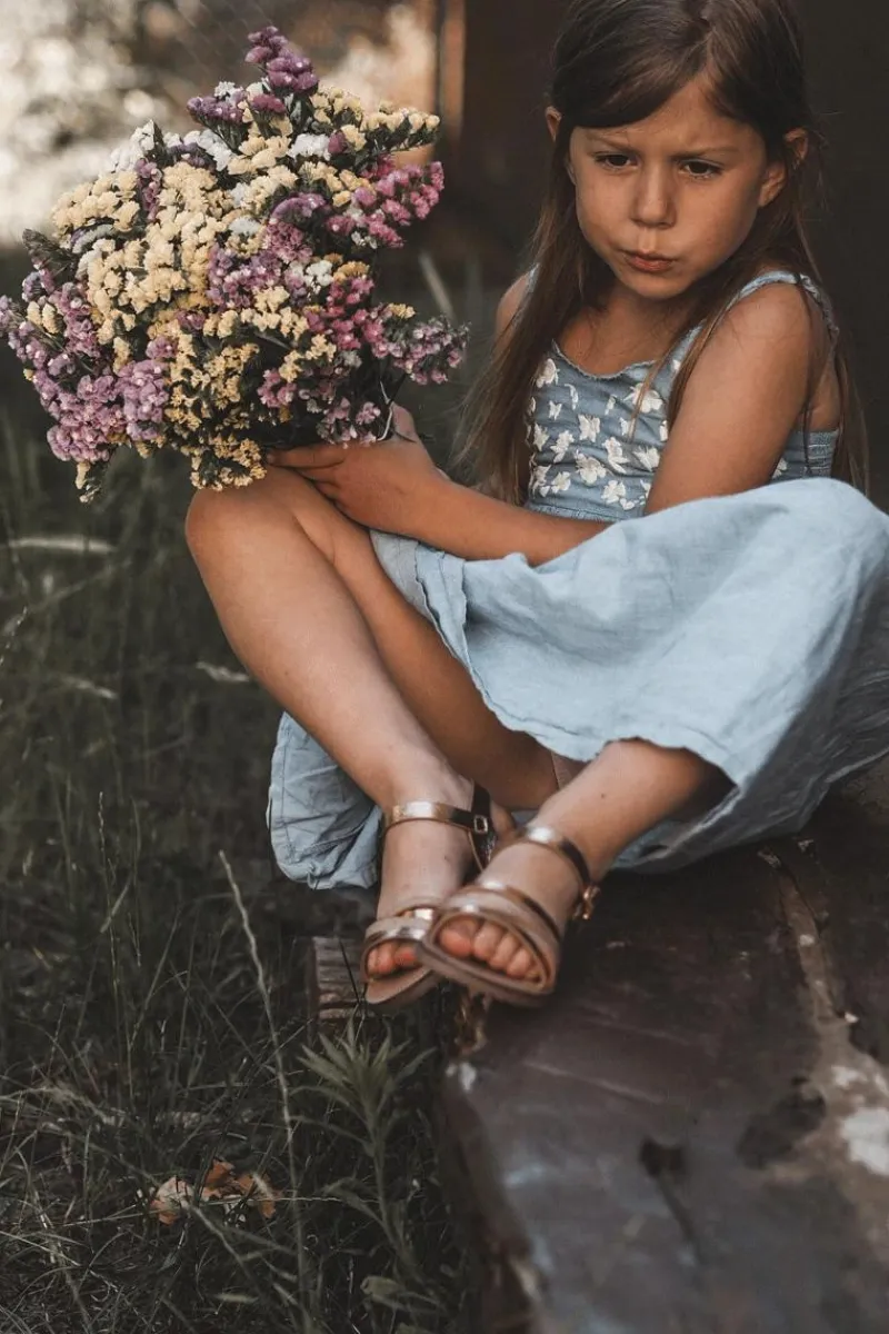 Online Boto Dziecięce Sandały Z Paseczkami Różowe Złoto Isla Złoty