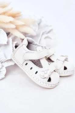 New Dziecięce Skórzane Sandałki Na Rzepy Białe Flowers Dzieci Dziewczęce