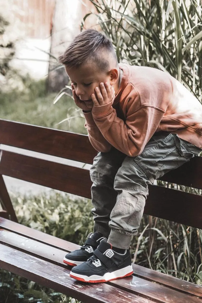 Best Dziecięce Skórzane Sportowe Buty Czarno-Czerwone Marisa Dzieci Chłopięce