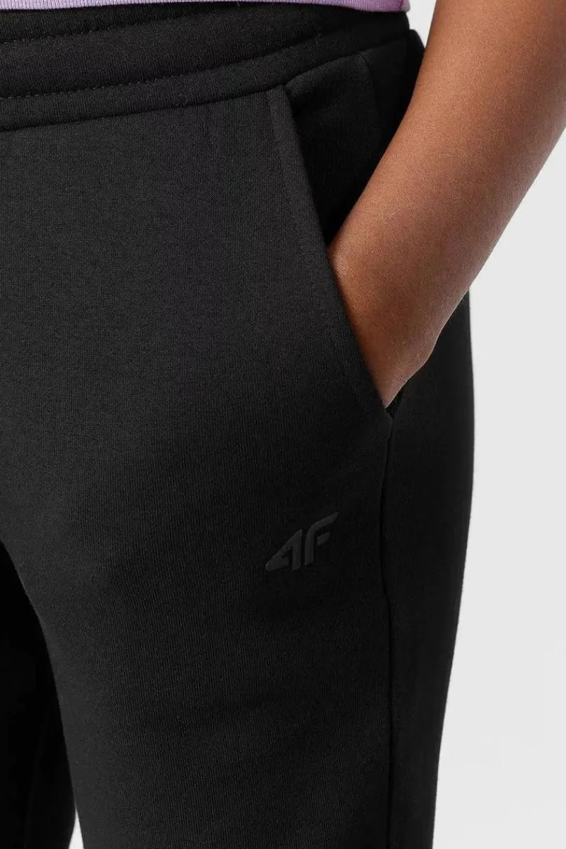 Discount 4F Dziewczęce Spodnie Dresowe Joggery JWMM00TTROF0828-20S Czarne