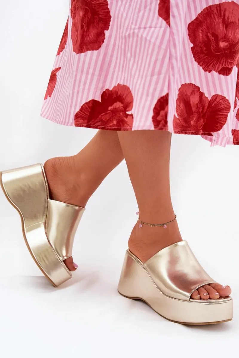 Klapki Na Koturnie|Klapki Na Platformie>Boto Eko Skórzane Klapki Damskie Na Platformie I Koturnie Złote Kisoffi