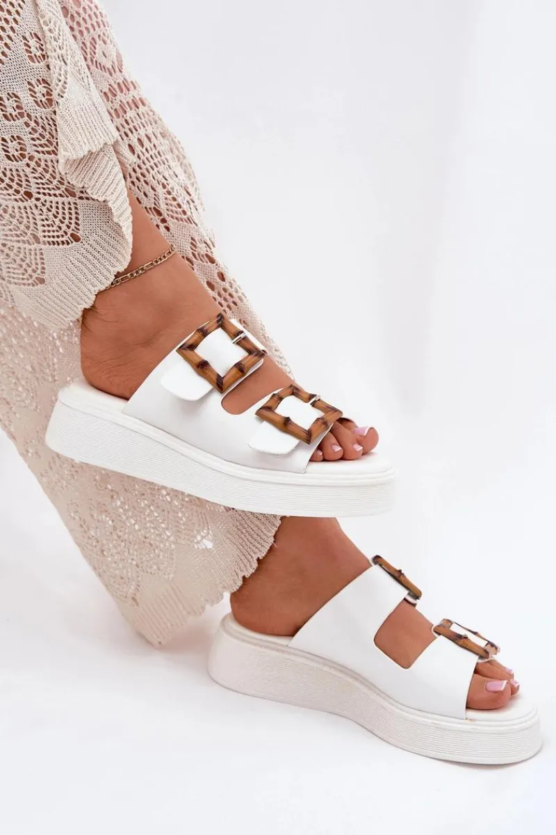 Discount Eko Skórzane Klapki Damskie Na Platformie Z Klamrami Białe Xanivia Damskie Klapki Na Platformie|Klapki Damskie Klasyczne