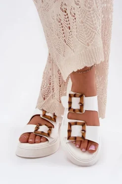 Discount Eko Skórzane Klapki Damskie Na Platformie Z Klamrami Białe Xanivia Damskie Klapki Na Platformie|Klapki Damskie Klasyczne