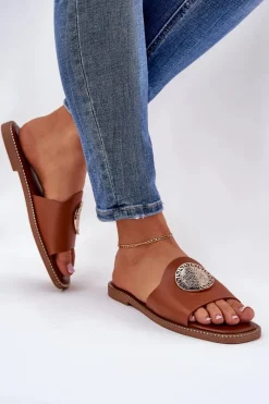 Sale Boto Eko Skórzane Klapki Na Płaskim Obcasie Z Ozdoba Camel Tatereia Brązowy