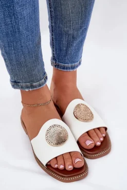 Outlet Eko Skórzane Klapki Na Płaskim Obcasie Z Ozdoba Białe Tatereia Damskie Klapki Damskie Klasyczne