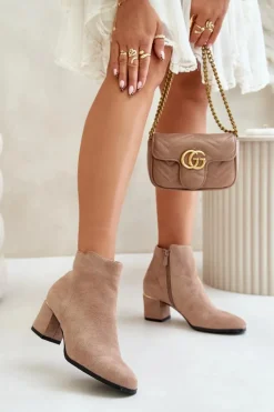 Best Boto Eko Zamszowe Botki Na Słupku Zapinane Na Zamek Ciemnobeżowe Sairis