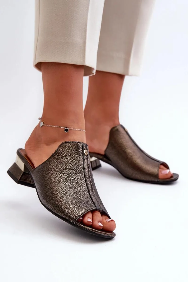 Online Maciejka Eleganckie Klapki Damskie Ze Skóry Naturalnej Na Niskim Obcasie 06360-20 Grafitowe