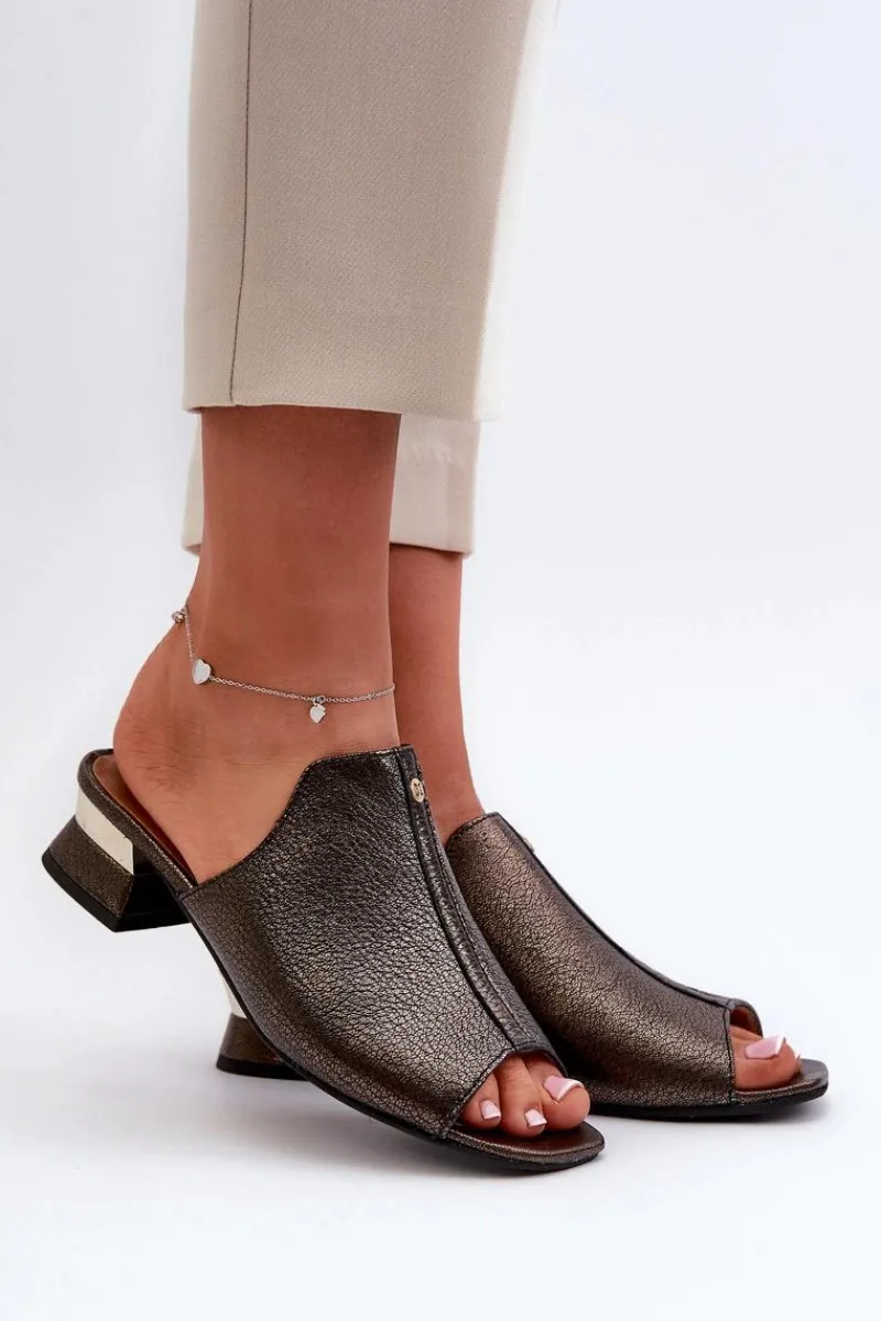 Online Maciejka Eleganckie Klapki Damskie Ze Skóry Naturalnej Na Niskim Obcasie 06360-20 Grafitowe