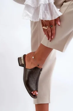 Online Maciejka Eleganckie Klapki Damskie Ze Skóry Naturalnej Na Niskim Obcasie 06360-20 Grafitowe