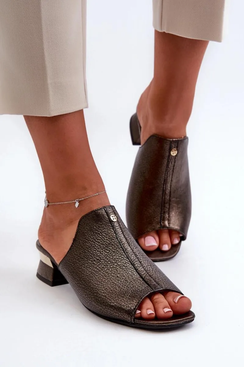 Online Maciejka Eleganckie Klapki Damskie Ze Skóry Naturalnej Na Niskim Obcasie 06360-20 Grafitowe