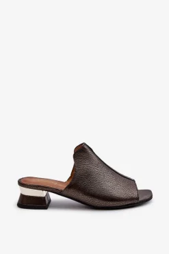 Online Maciejka Eleganckie Klapki Damskie Ze Skóry Naturalnej Na Niskim Obcasie 06360-20 Grafitowe