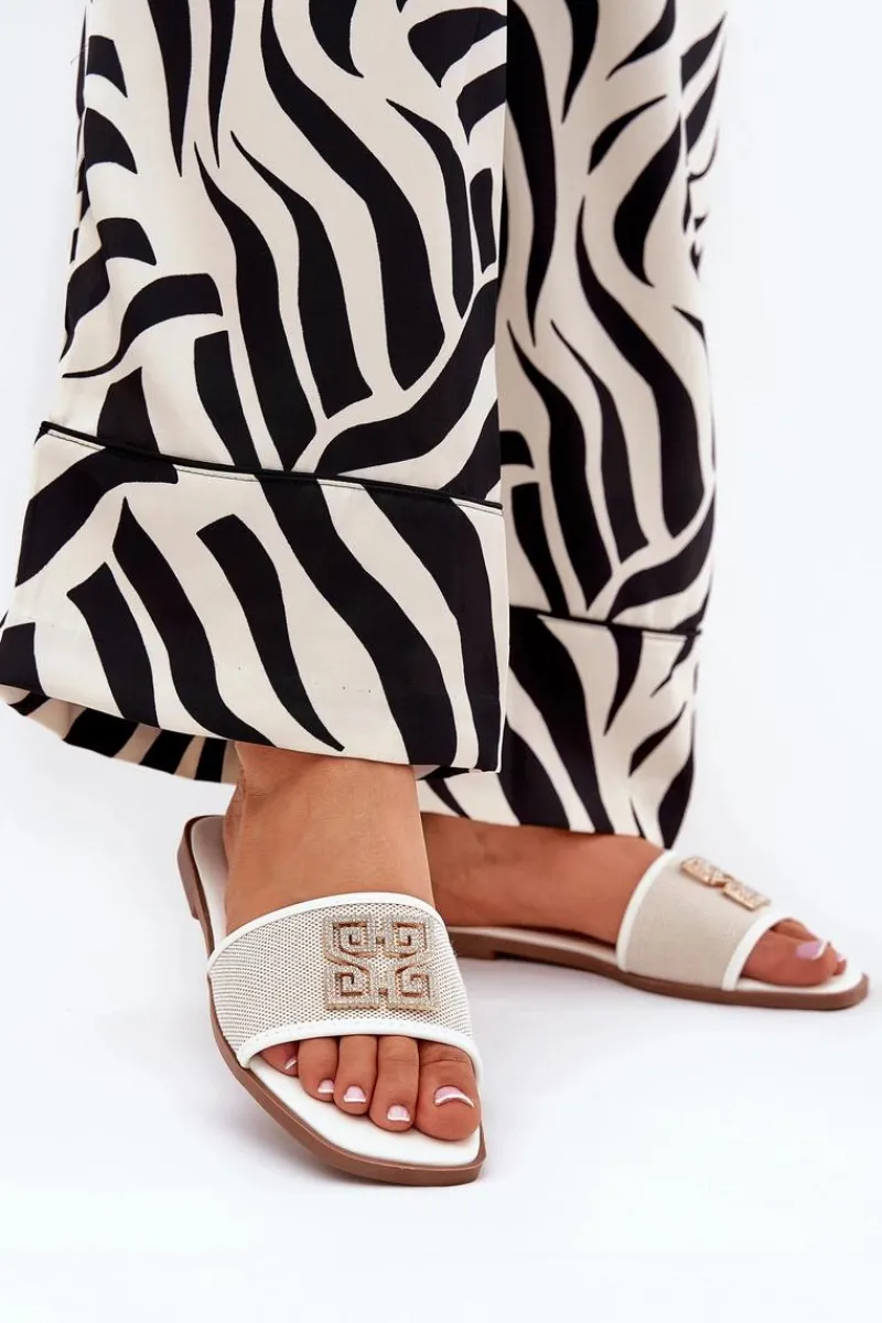 Klapki Damskie Klasyczne>Boto Eleganckie Klapki Damskie Z Ozdobą Na Płaskim Obcasie Białe Lovehia Biały