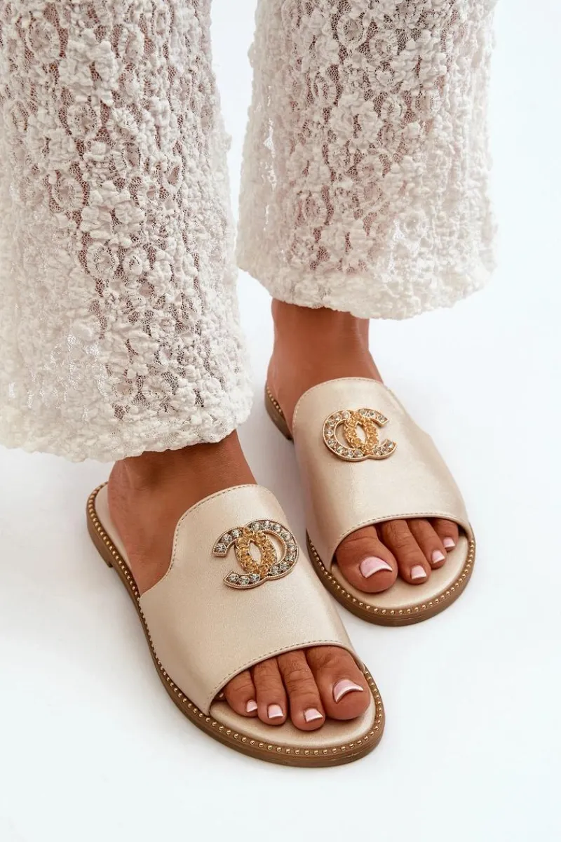 Eleganckie Klapki Damskie Błyszczące Z Ozdobą S.Barski KV27-050 Złote Damskie Klapki Damskie Klasyczne