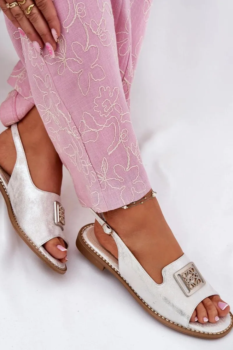 Sandały Płaskie>Damskie buty S.Barski Eleganckie Sandały Damskie Na Płaskim Obcasie Z Ozdobą S.Barski KV51-082 Srebrne Srebrny