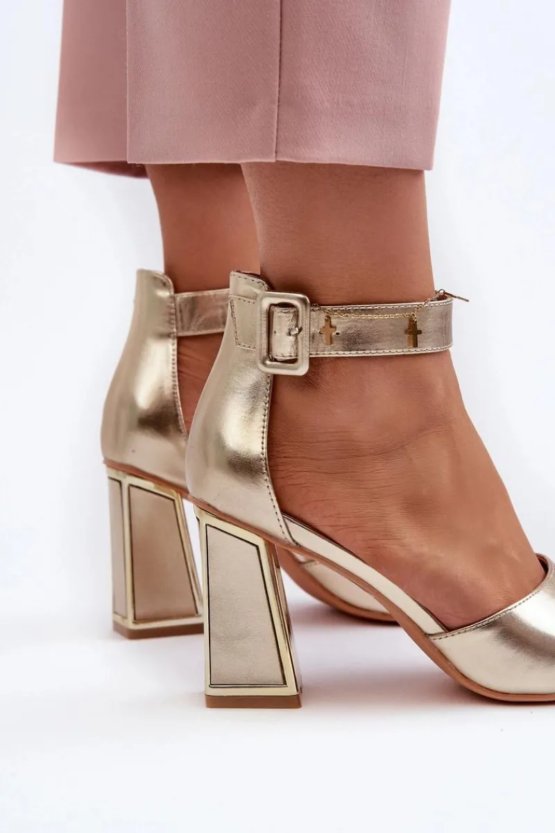 Clearance Evento Eleganckie Sandały Damskie Na Słupku Złote Rosazara