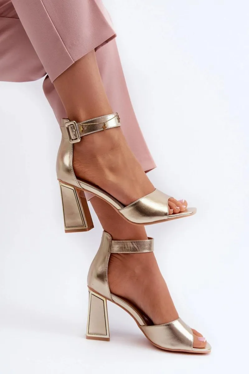 Clearance Evento Eleganckie Sandały Damskie Na Słupku Złote Rosazara