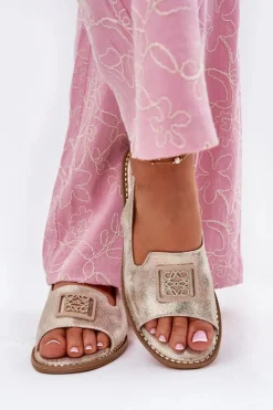 Online Damskie buty S.Barski Eleganckie Sandały Damskie Na Płaskim Obcasie Z Ozdobą S.Barski KV51-082 Złote Złoty