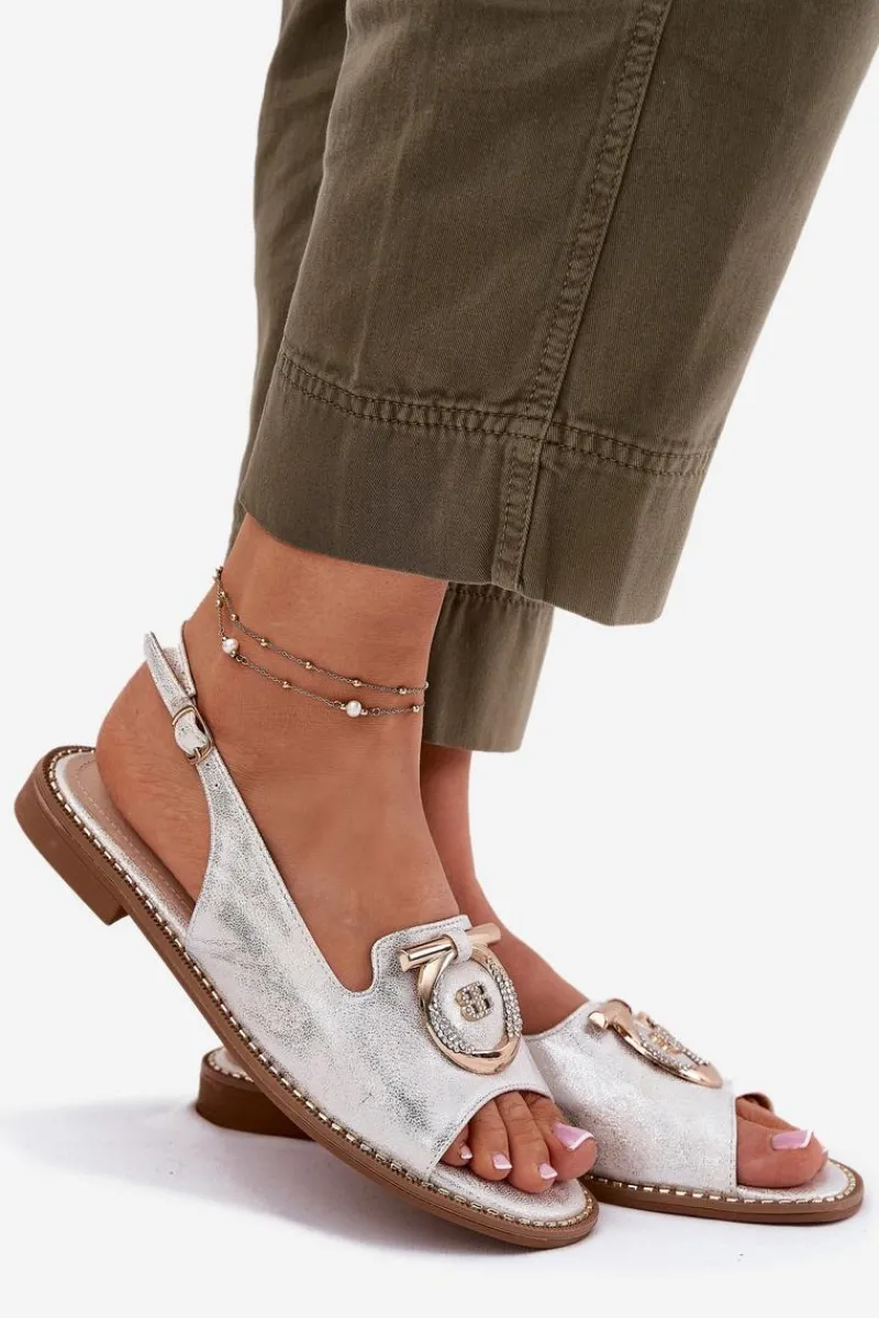 Sandały Płaskie>Damskie buty S.Barski Eleganckie Sandały Z Ozdobą Na Płaskim Obcasie S.Barski KV51-003 Srebrne Srebrny
