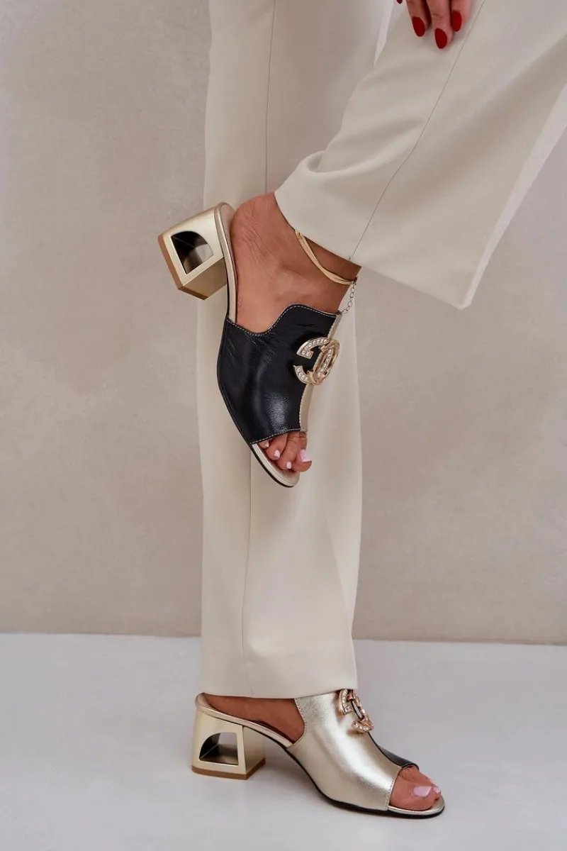 Laura Messi Eleganckie Skórzane Klapki Na Obcasie 2875 Czarno-Złote