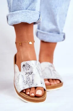 Boto Eleganckie Skórzane Klapki Wzór Zwierzęcy Białe Nicole 2495