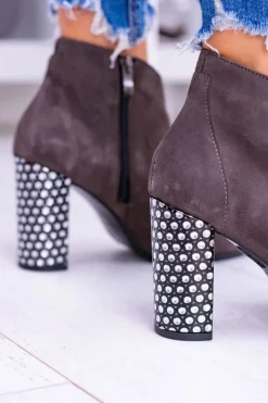 Botki Na Słupku|Brązowe I Beżowe Botki><noscript><img width=