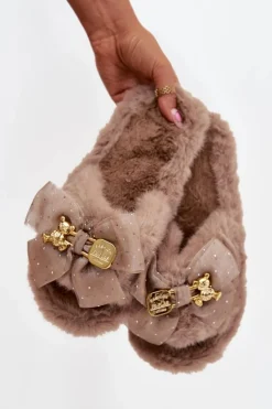 Kapcie Klasyczne>Boto Futrzane Kapcie Damskie Z Kokardą I Złotą Ozdobą Ciemnobeżowe Nolara