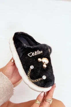 Best Boto Futrzane Kapcie Z Przypinkami Czarne Ivelfedi Czarny