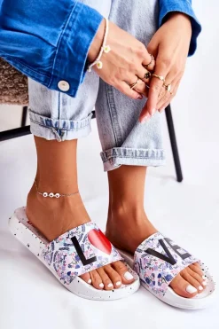 Klapki Sportowe|Klapki Damskie Big Star></noscript>Big Star Shoes Gumowe Klapki Big Star Love DD274A256 Białe