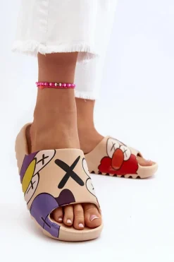 Online Gumowe Klapki Z Nadrukiem Ciemnobeżowe Monsters Damskie Klapki Damskie Klasyczne