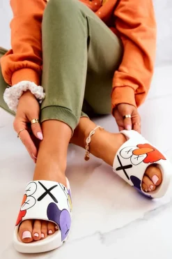 New Gumowe Klapki Z Nadrukiem Białe Monsters Damskie Klapki Damskie Klasyczne