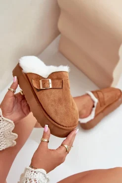 Kapcie Damskie Na Grubej Podeszwie Z Futerkiem I Klamrą Camel Linneola Damskie Kapcie Klasyczne