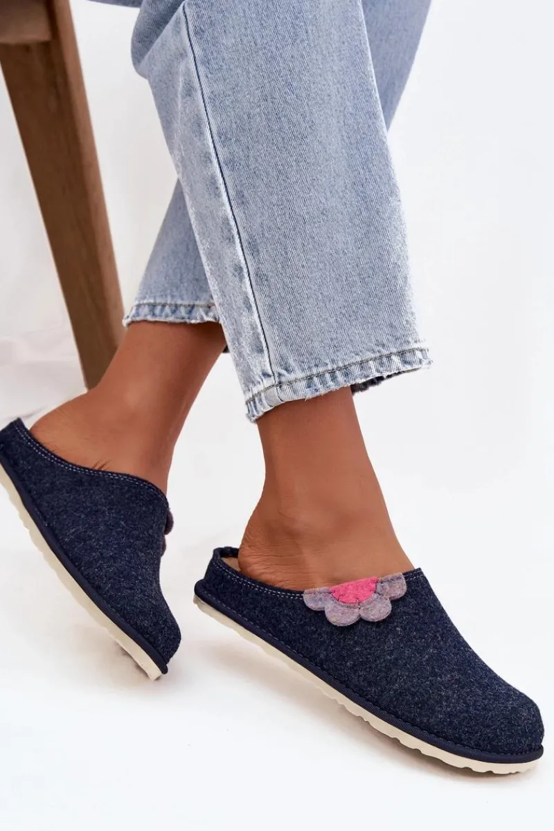 Kapcie Klasyczne|Klapki Damskie Klasyczne>INBLU Kapcie Damskie Z Kwiatkiem CS000043 Granatowe Niebieski
