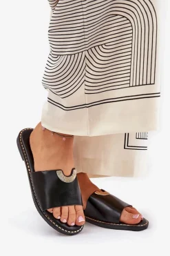 Outlet Klapki Damskie Eko Skórzane Z Ozdobnymi Detalami Czarne Mevith Damskie Klapki Damskie Klasyczne