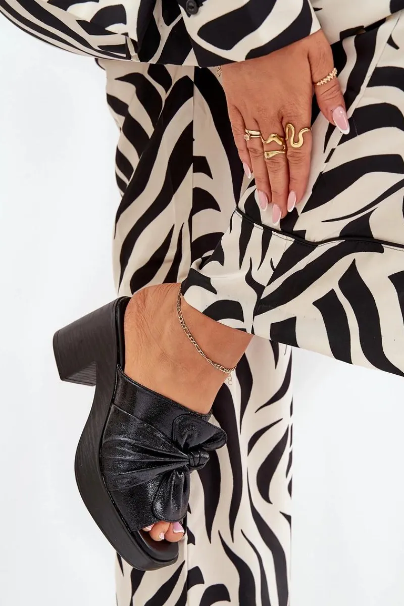 Sale Klapki Damskie Na Słupku Z Eko Skóry Czarne Kikilla Damskie Klapki Na Obcasie|Klapki Damskie Klasyczne