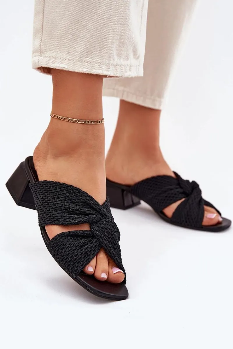 Klapki Na Obcasie|Klapki Damskie Klasyczne>Maciejka Klapki Damskie Na Klocku 06955-01 Czarne Czarny