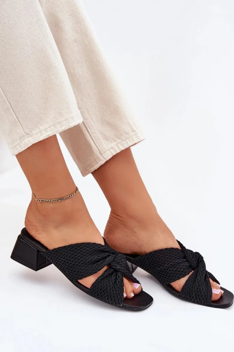 Klapki Na Obcasie|Klapki Damskie Klasyczne>Maciejka Klapki Damskie Na Klocku 06955-01 Czarne Czarny