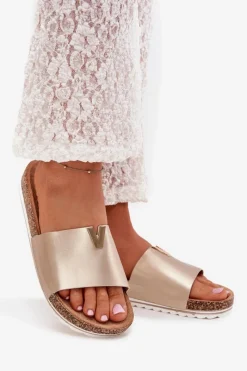 Klapki Korkowe|Klapki Na Platformie></noscript>Boto Klapki Damskie Na Korkowej Platformie Z Ozdobnym Detalem Złote Vessira