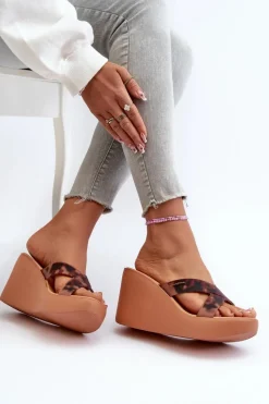 Klapki Na Koturnie|Klapki Na Platformie></noscript>Ipanema Klapki Damskie Na Koturnie 83520 High Fashion Slide Fem Brązowe Brązowy