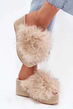 Klapki Z Futerkiem|Klapki Na Koturnie>Boto Klapki Damskie Na Koturnie Z Futerkiem I Plecionką Beżowe Virela Beżowy