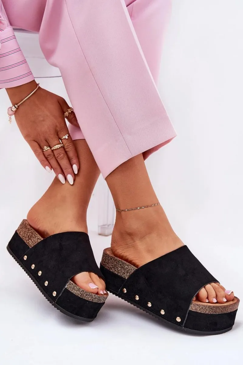 Hot Boto Klapki Damskie Na Masywnej Platformie Eko Zamszowe Czarne Vinnibe