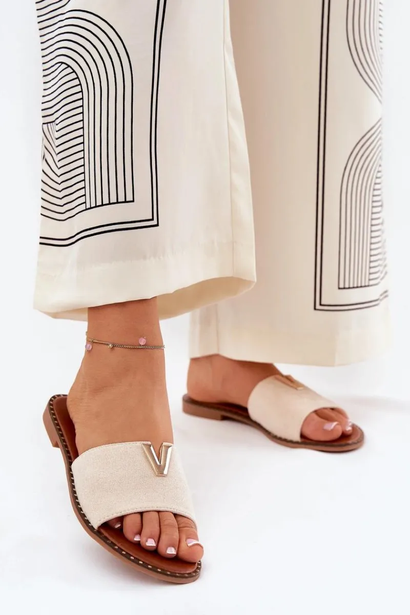 Klapki Damskie Klasyczne>Boto Klapki Damskie Na Płaskim Obcasie Z Ozdobnymi Detalami Beżowe Saliena