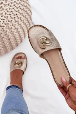 Klapki Damskie Klasyczne><noscript><img width=