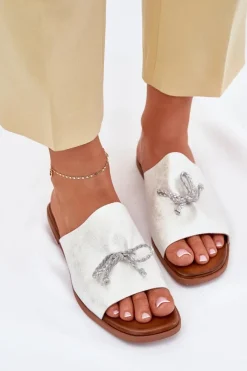 Clearance Evento Klapki Damskie Na Płaskim Obcasie Z Ozdobnym Wiązaniem Srebrne Norela Srebrny