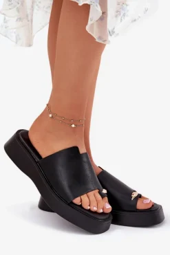 Klapki Na Platformie|Klapki Damskie Klasyczne>Evento Klapki Damskie Na Platformie Z Ozdobnym Detalem Czarne Linosea